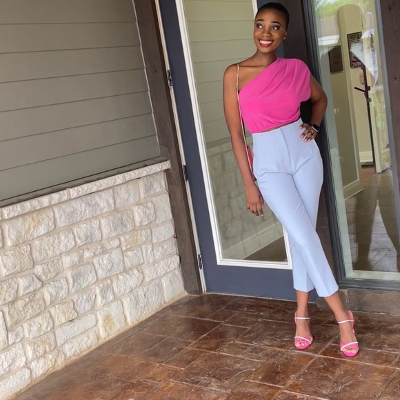 ZARA BLOGGERS FAV DRAPED ASYMMETRIC TOP - Picture 3 of 9